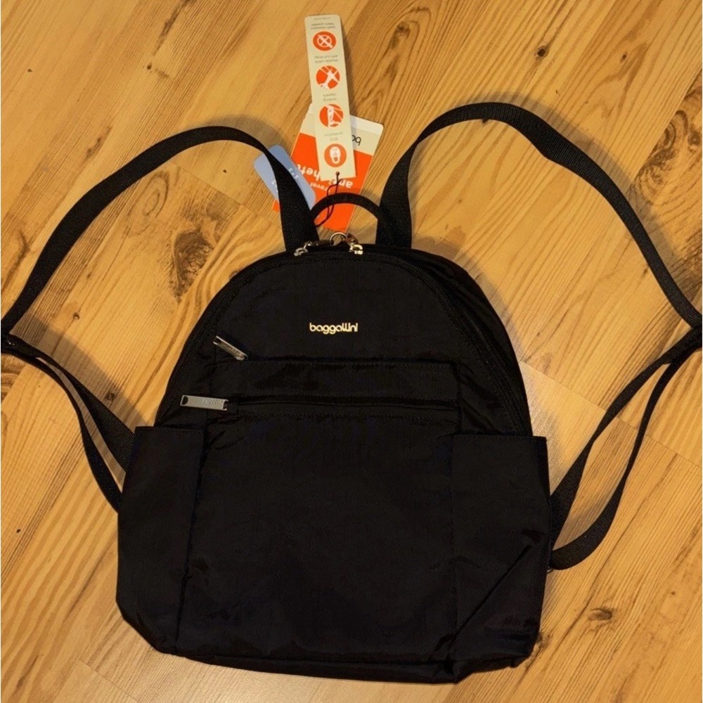 NWT Baggallini Bag SECURTEX Anti-Theft Vacation Backpack Black RFID Locks $120